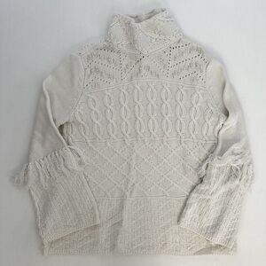 White House Black Market Cable Knit Cottage‎ Sweater Sz Small Core Fringe